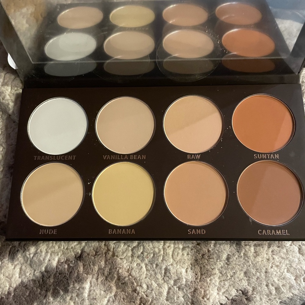 NIB! Contour Powder palette